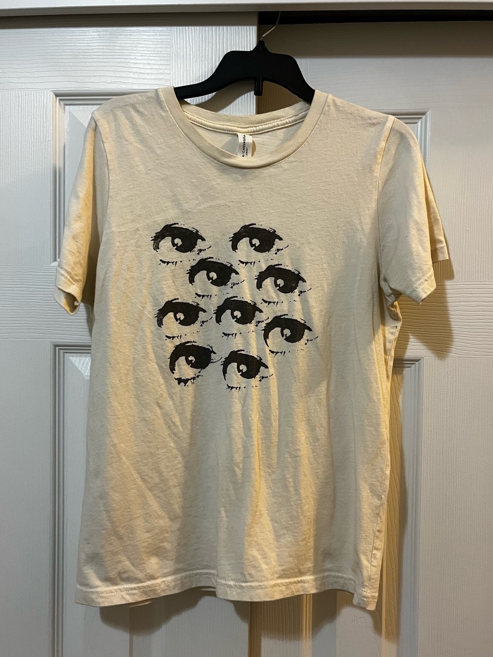 Cotton Cream Tee with Eye Graphic